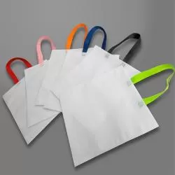 Sacola de TNT Biodegradável Personalizada 